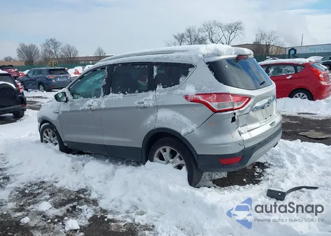 2015 Ford Escape Titanium из США, поврежденный, VIN 1FMCU0J93FUC39554